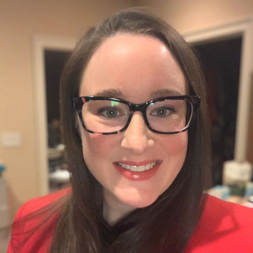 Meet your Posher, Elise